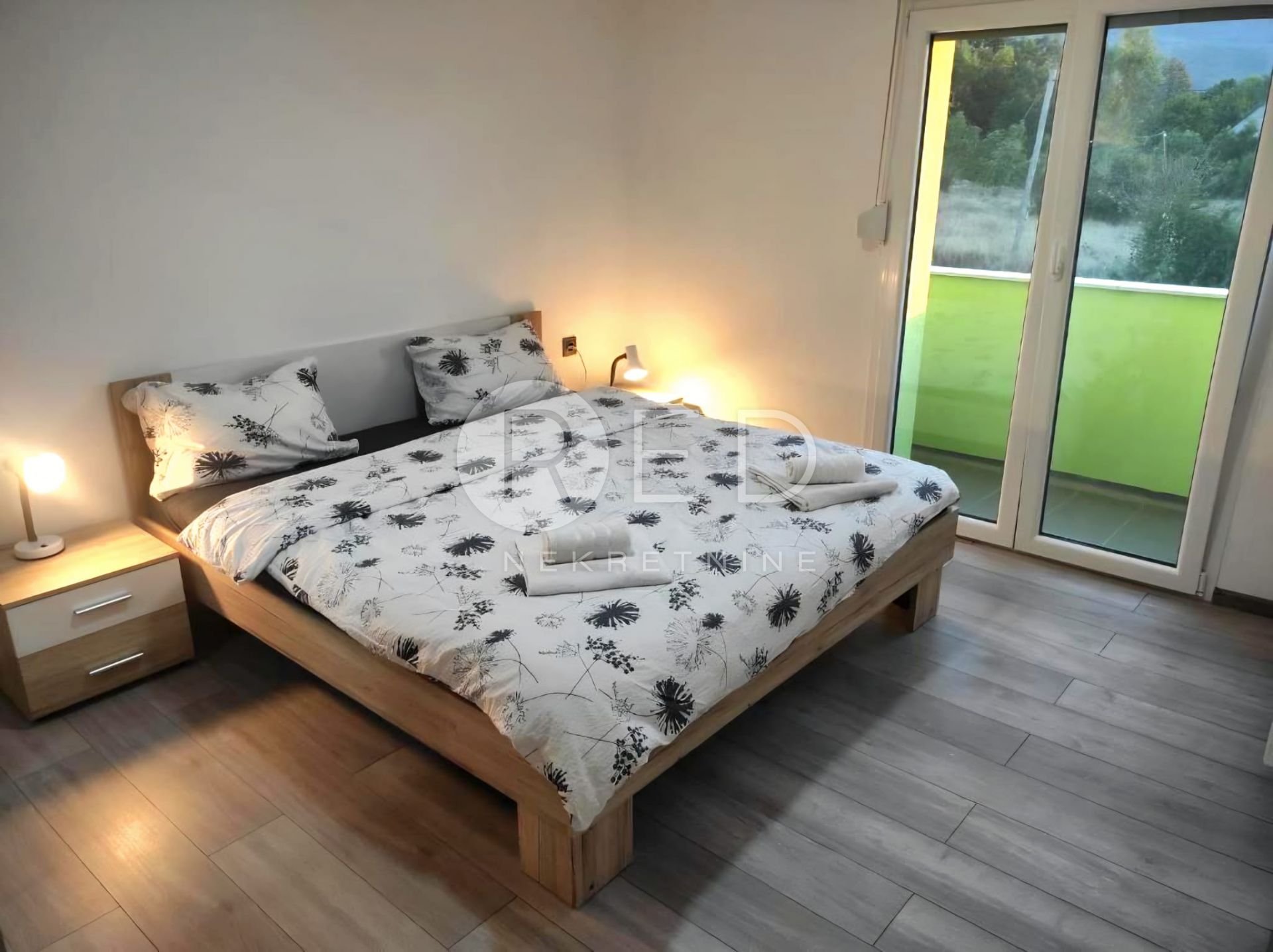 Kuća Na prodaju - Ličko-senjska Lovinac