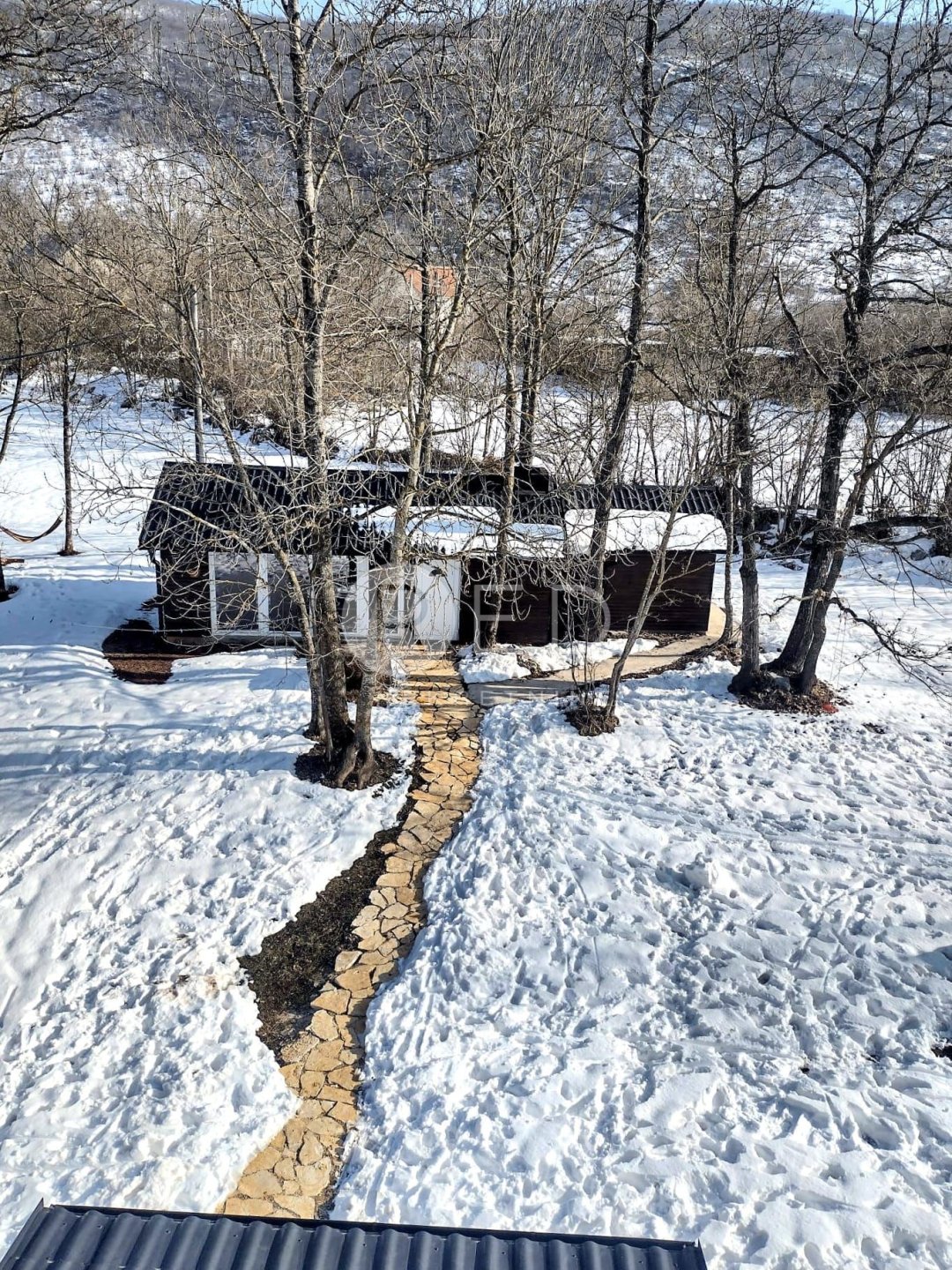 Kuća Na prodaju - Ličko-senjska Lovinac