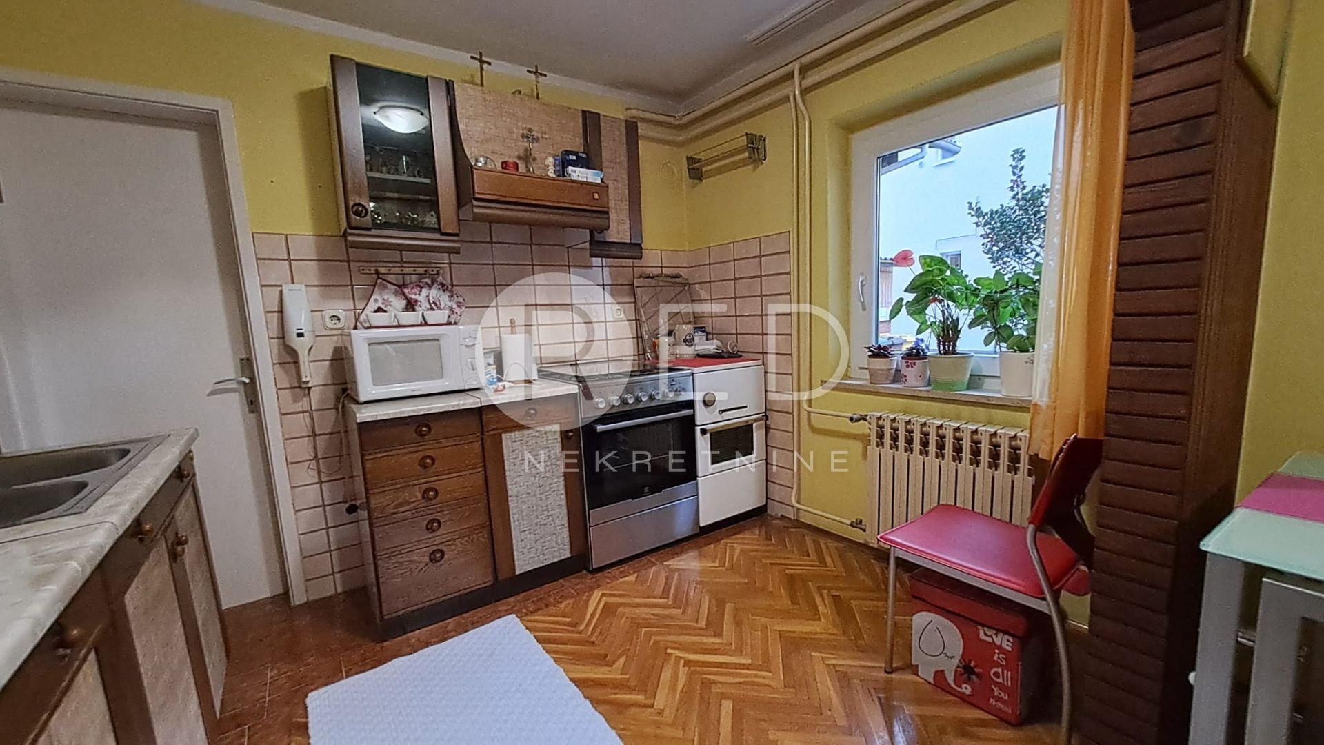 Haus Zu verkaufen - Požeško-slavonska Požega