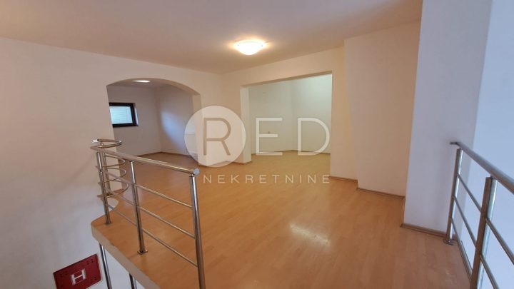 Gewerbefläche zu verkaufen 80 m² – Centar
