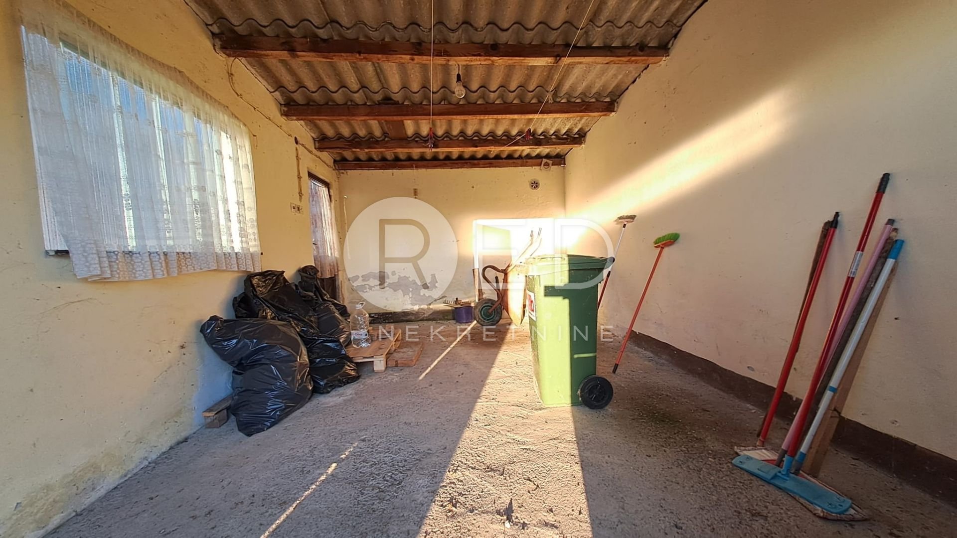 House For sale - Brodsko-posavska Slavonski Šamac