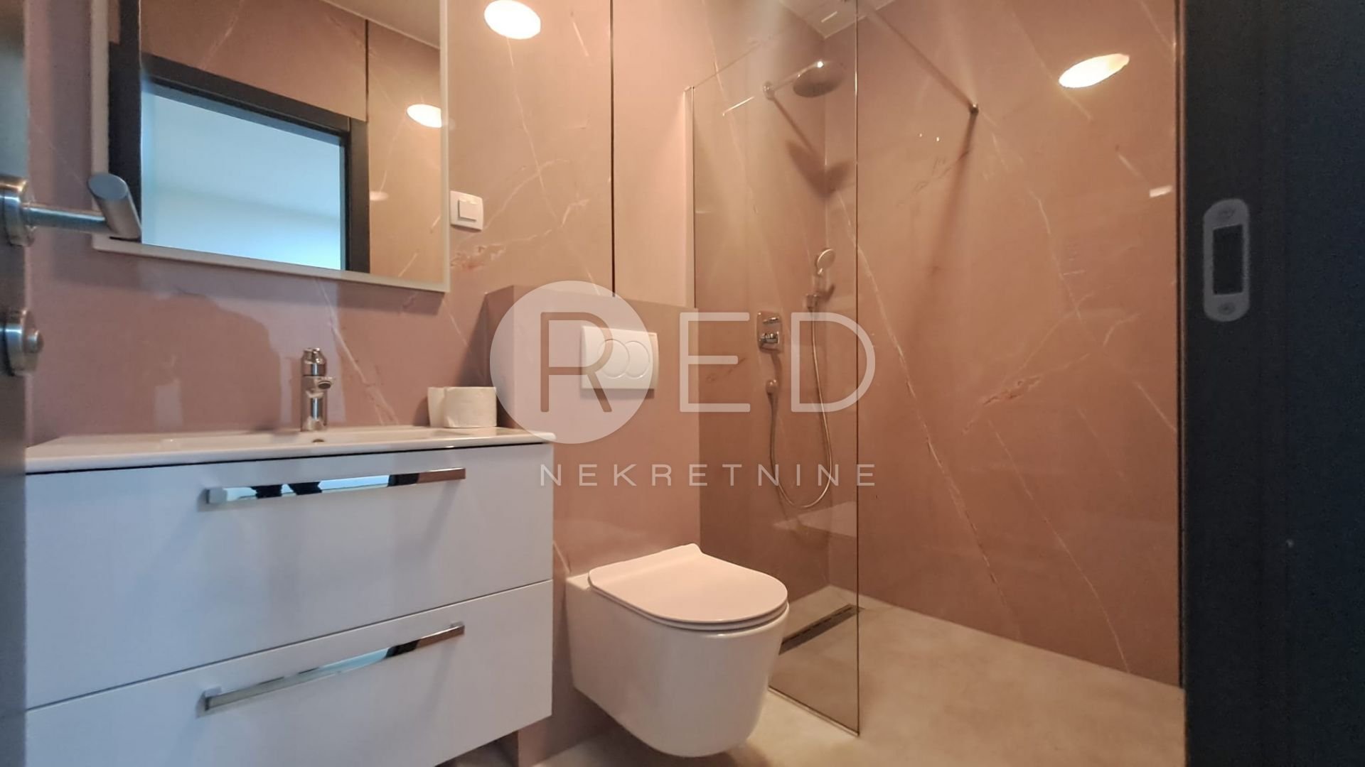 Apartment Zu verkaufen -  Privlaka