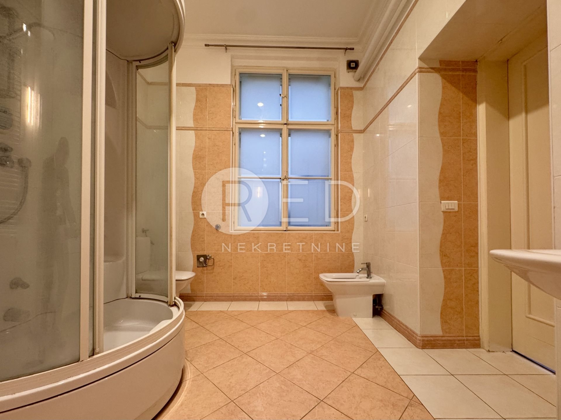 Flat For rent - Grad Zagreb Donji Grad