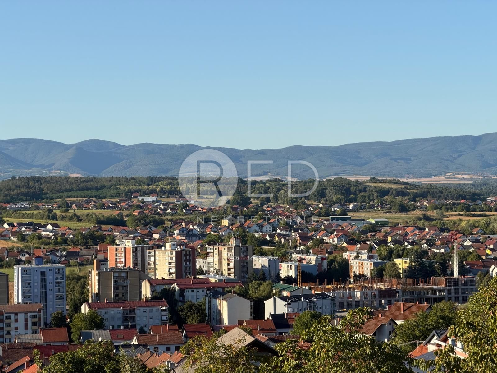 Hiša Naprodaj - Požeško-slavonska Požega