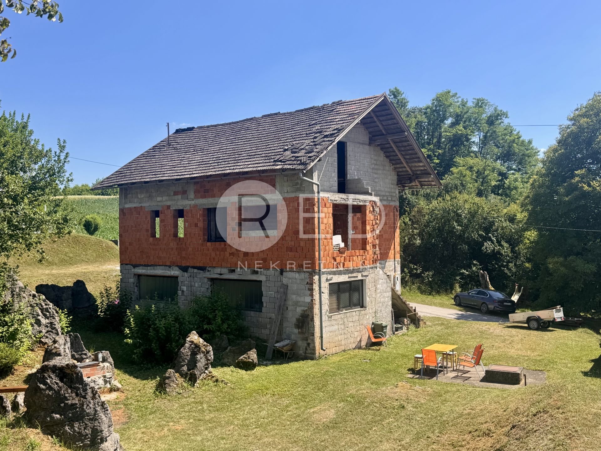 Casa In vendita - Karlovačka Duga Resa