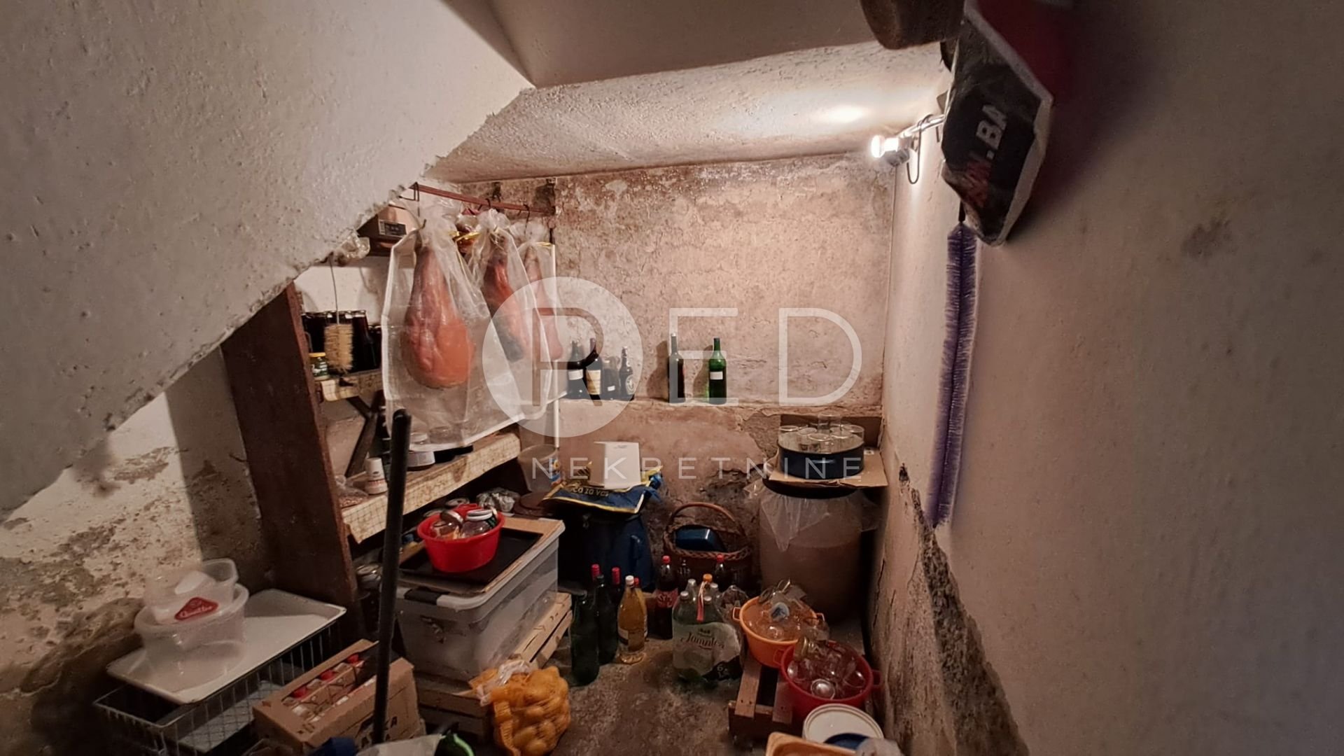 Kuća Na prodaju - Požeško-slavonska Požega - Okolica
