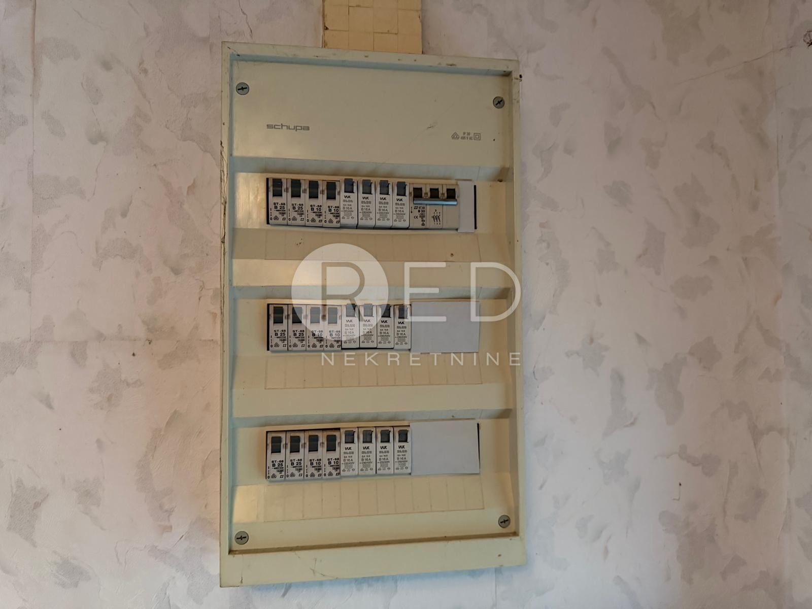 Haus Zu verkaufen - Požeško-slavonska Požega