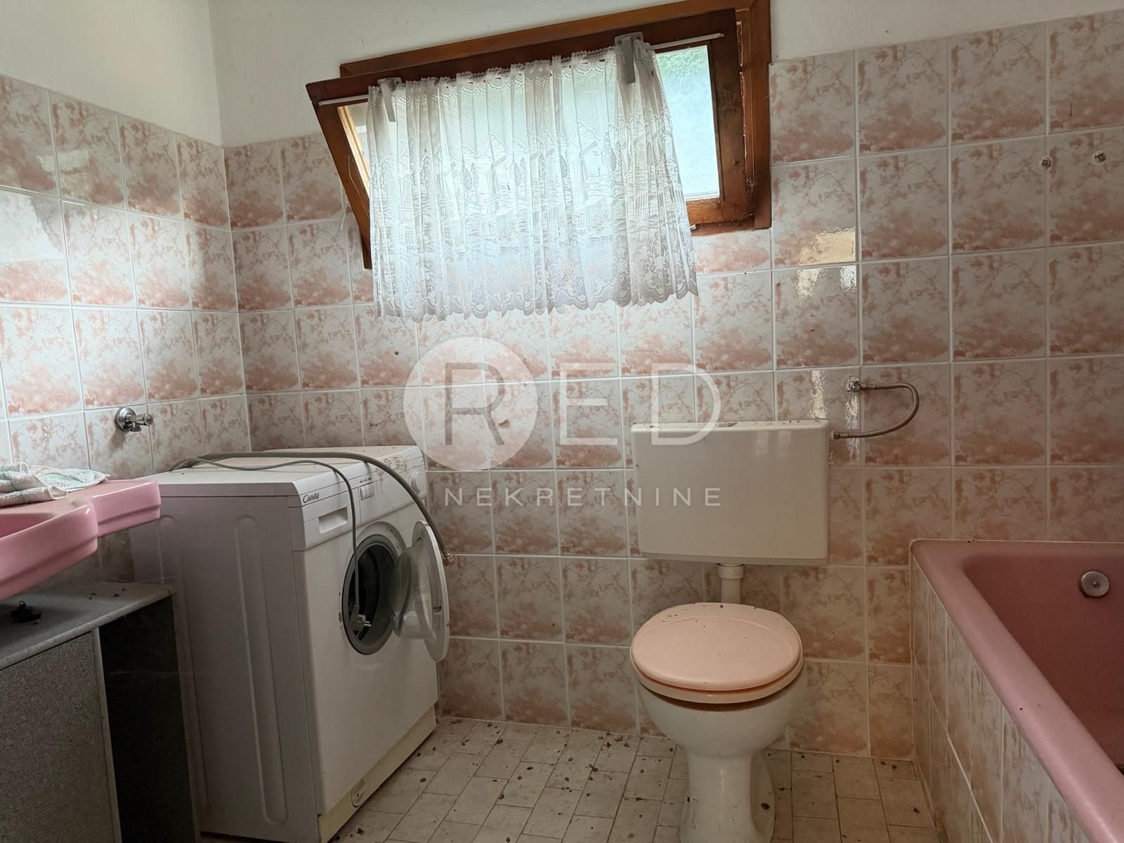 Haus Zu verkaufen - Požeško-slavonska Požega