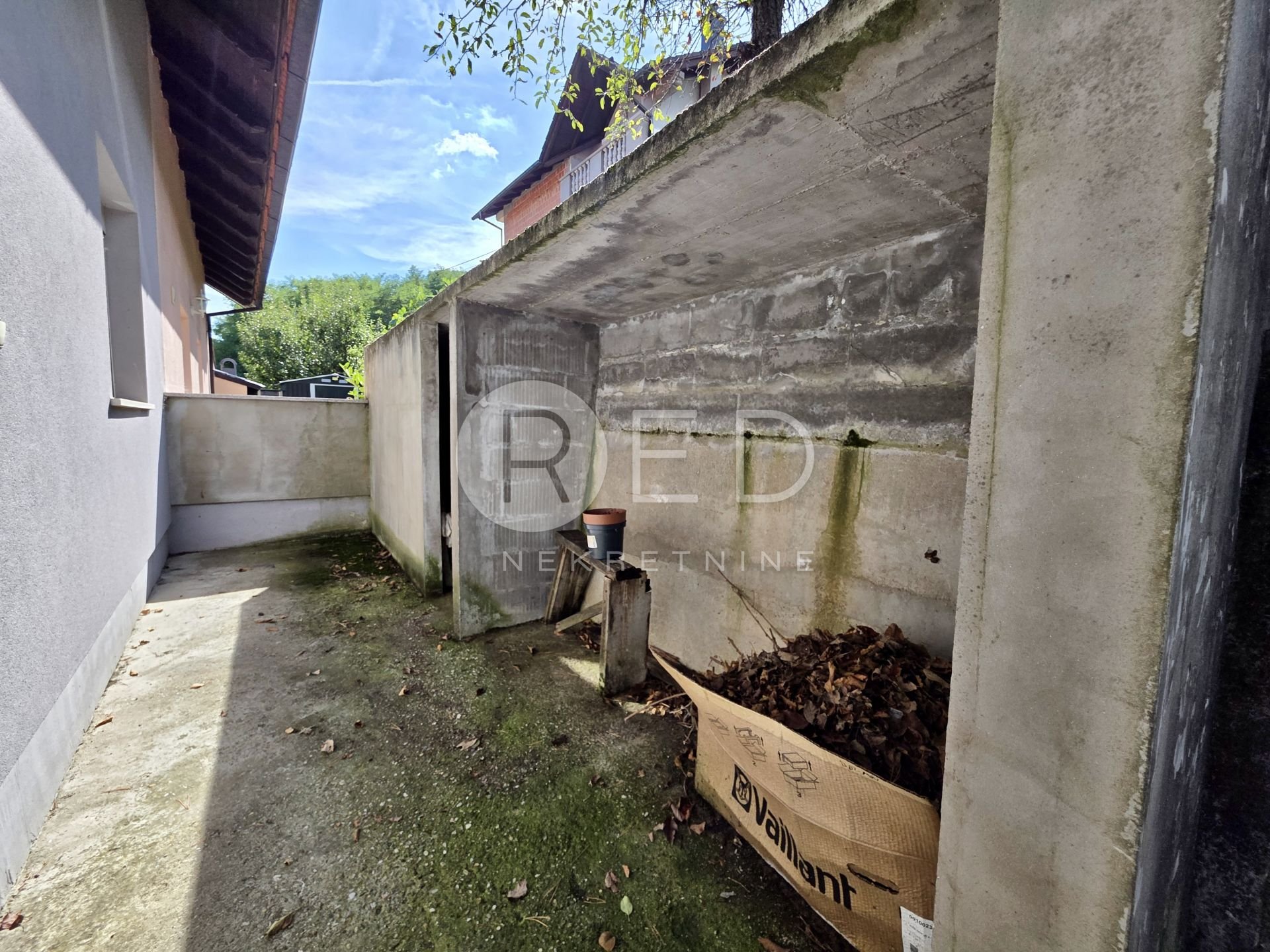 Hiša Na predaj - Grad Zagreb Sesvete