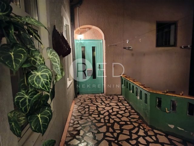 Apartmán k pronájmu 110 m² – Gornji Grad / Centar