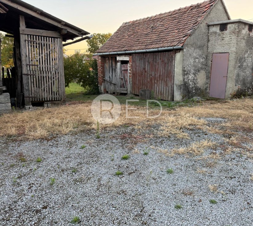Maison À vendre - Požeško-slavonska Kaptol