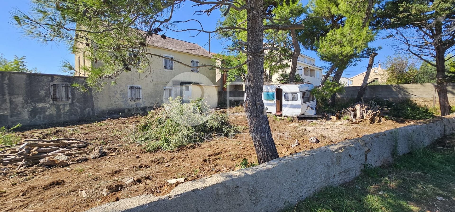 Parcela Naprodaj -  Privlaka