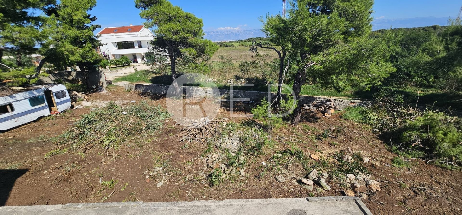 Parcela Naprodaj -  Privlaka