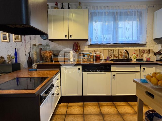 Hiša Naprodaj - Brodsko-posavska Slavonski Brod - foto 2/22