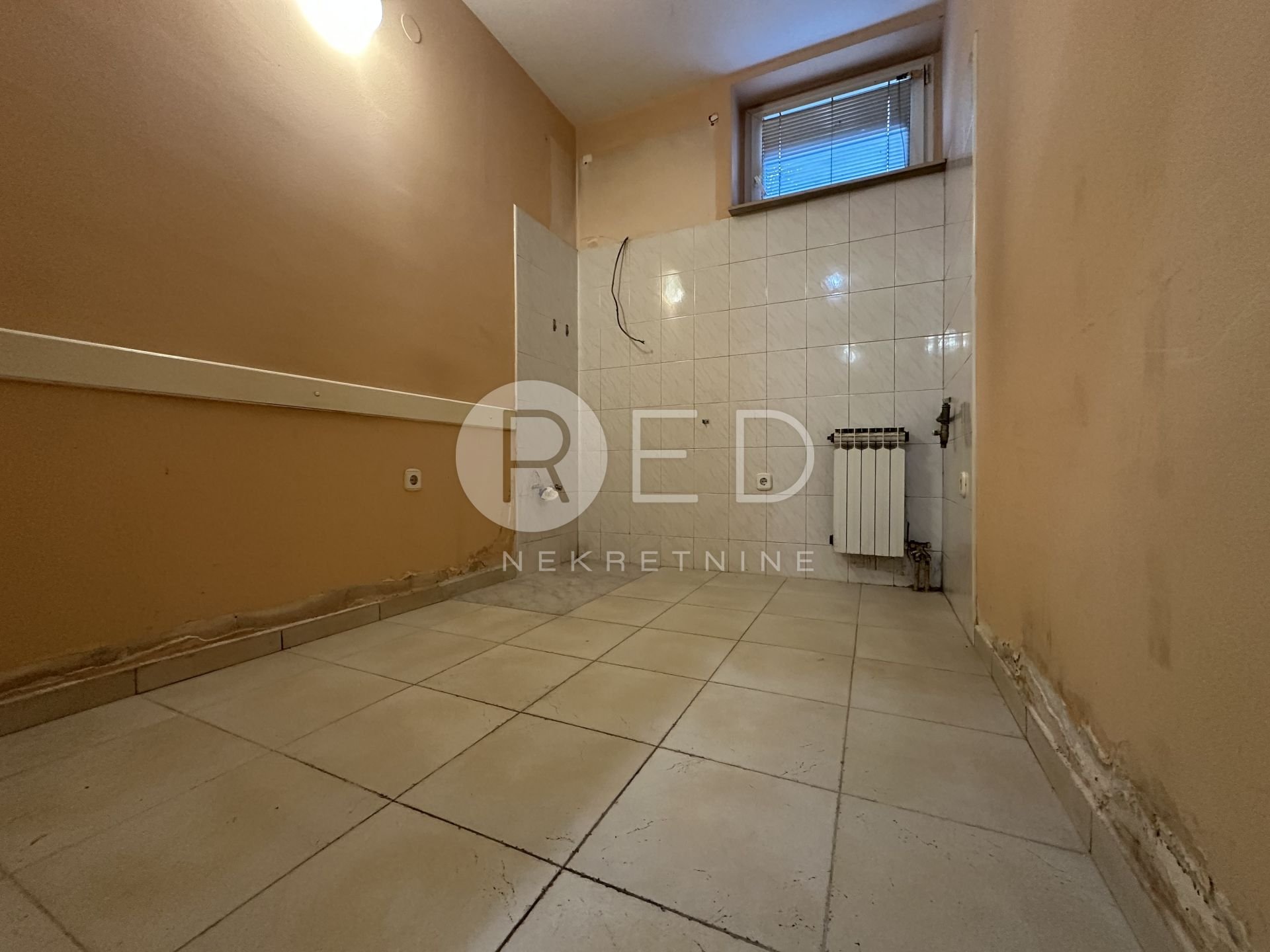 Locaux commerciaux À louer - Grad Zagreb Trnje