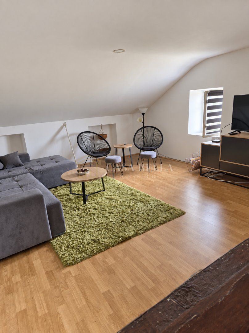 Apartment Zu verkaufen - Ličko-senjska Senj - foto 1/12