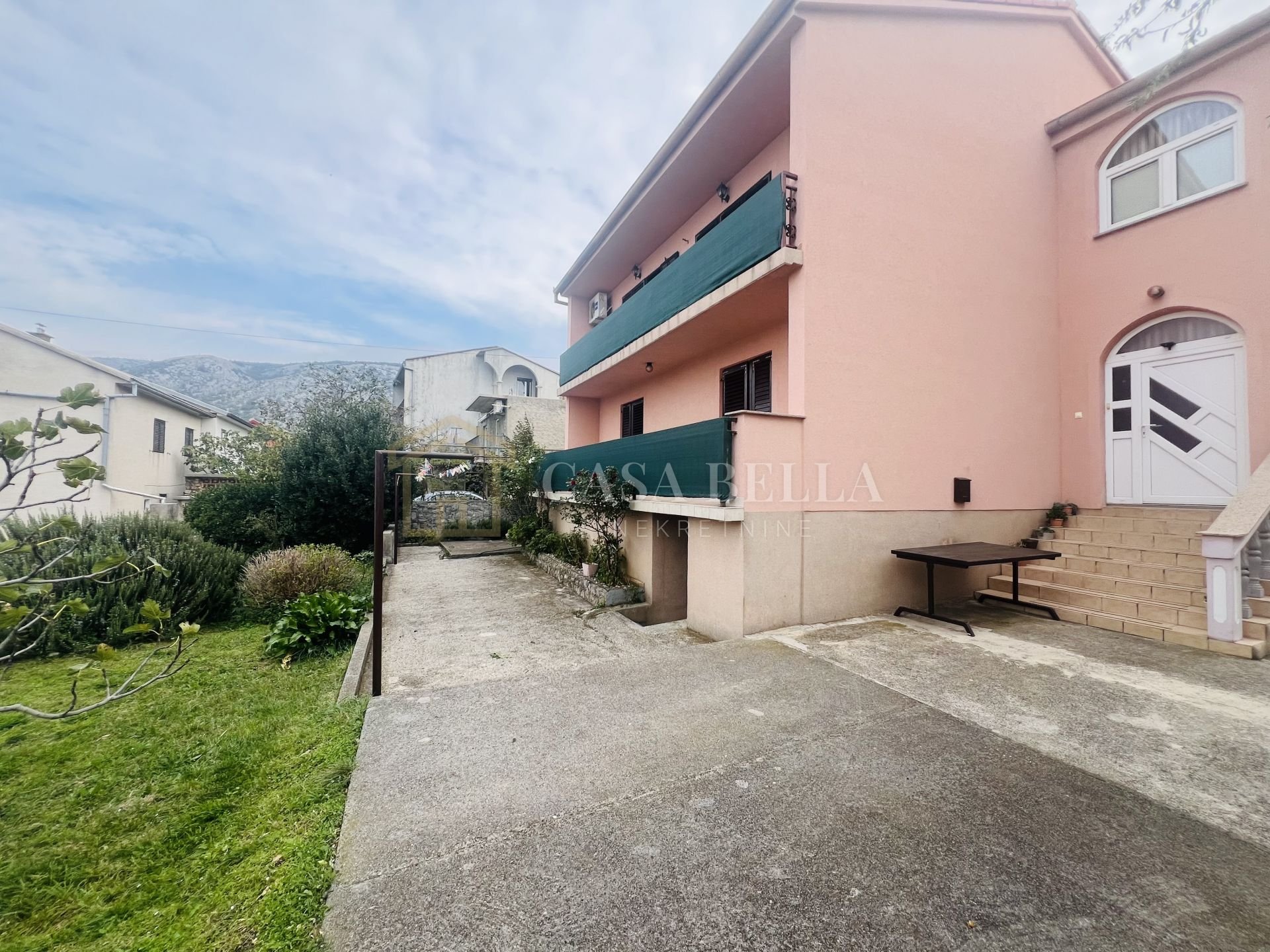 Haus Zu verkaufen - Ličko-senjska Senj
