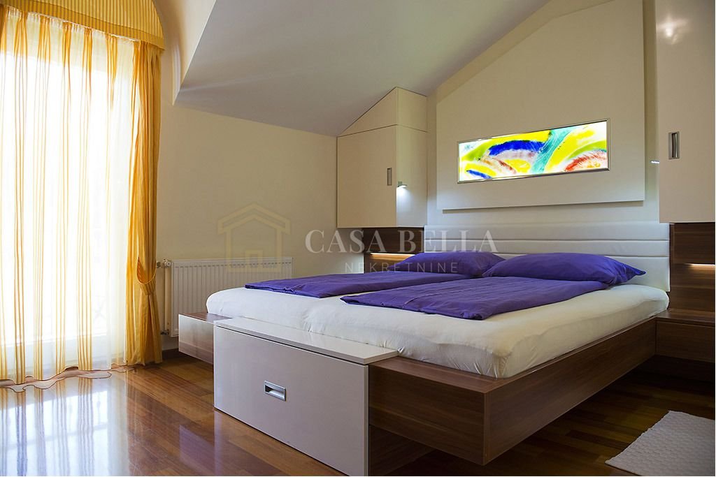Hotel For sale - Primorsko-goranska Novi Vinodolski