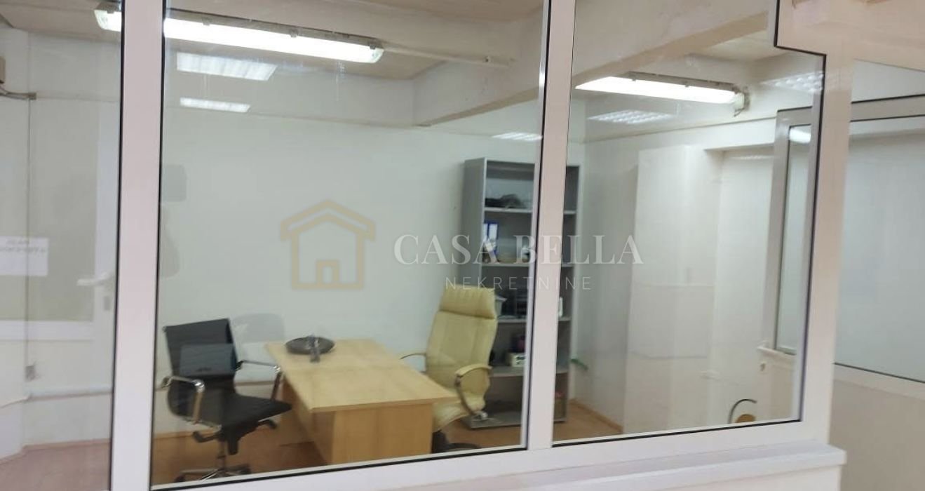Locaux commerciaux À vendre - Primorsko-goranska Centar