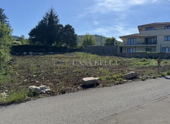 Zemljište na prodaju 809 m² – Matulji