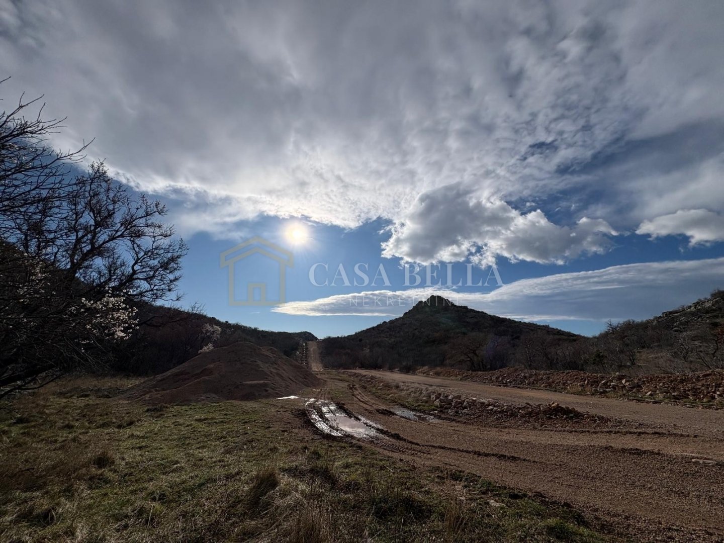 Hiša Naprodaj - Ličko-senjska Sveti Juraj