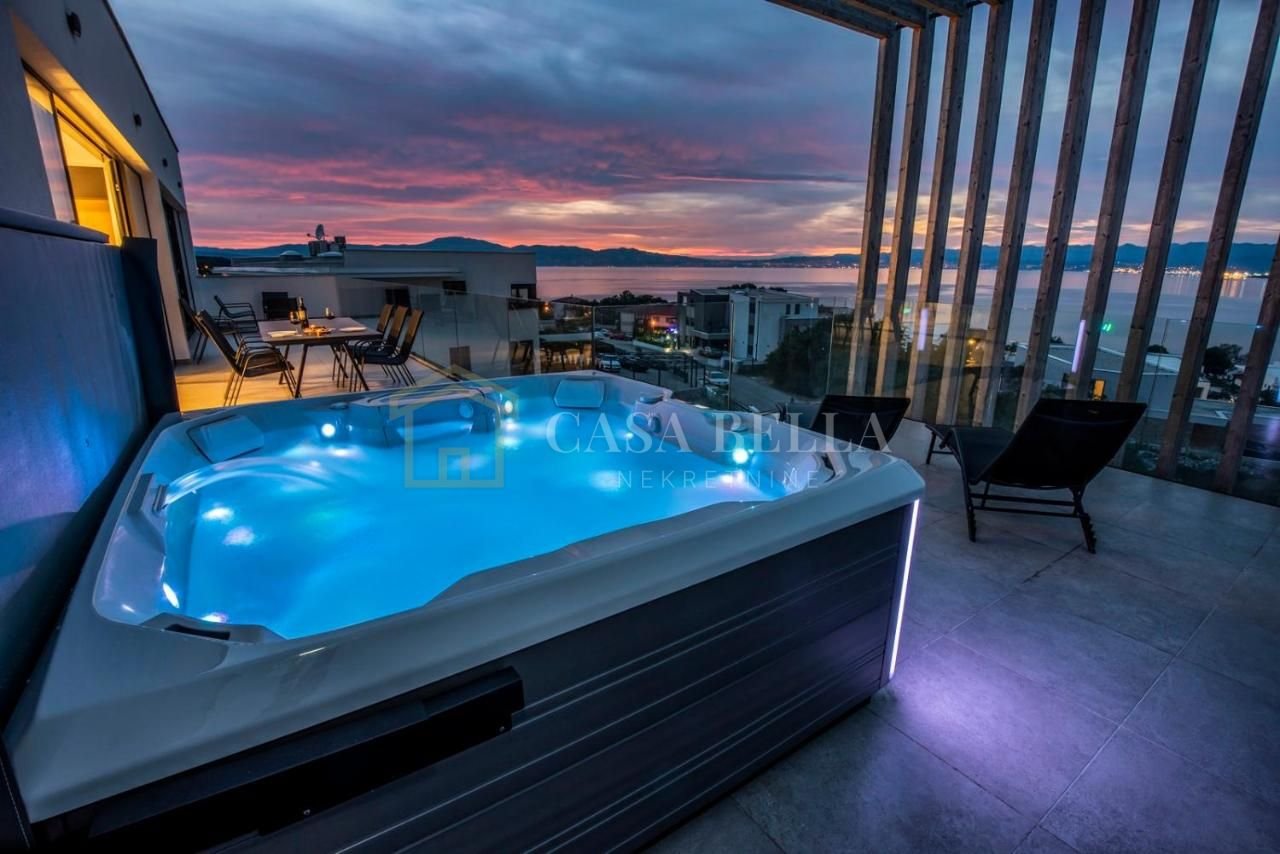Flat For sale - Primorsko-goranska Malinska