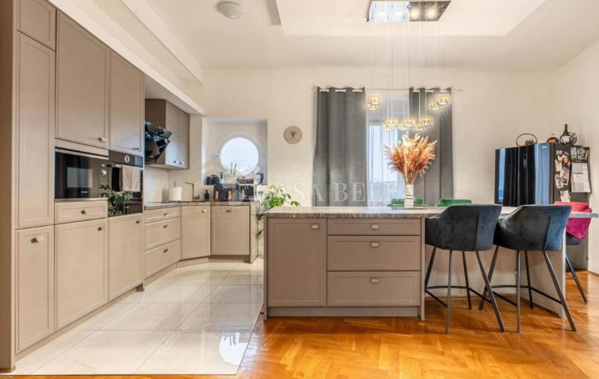 Apartmán Na predaj - Primorsko-goranska Pećine - foto 1/7