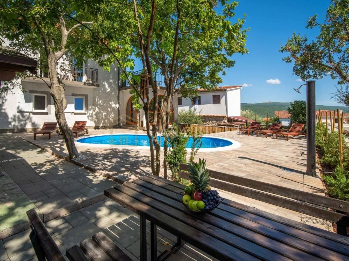 Haus Zu verkaufen - Primorsko-goranska Kornić