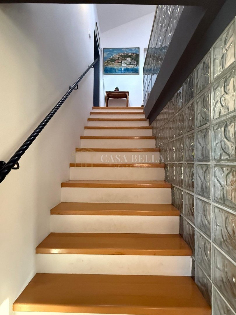 House For sale - Primorsko-goranska Malinska