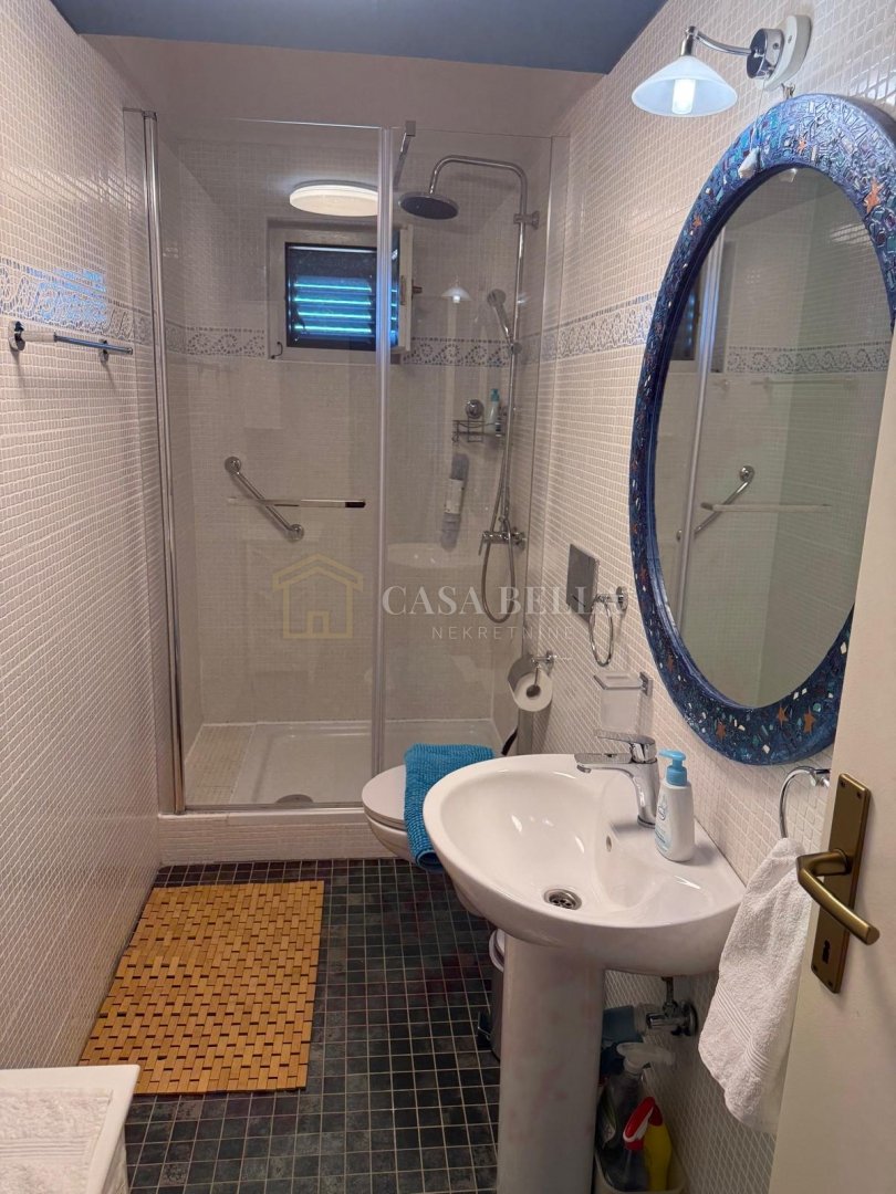 House For sale - Primorsko-goranska Malinska