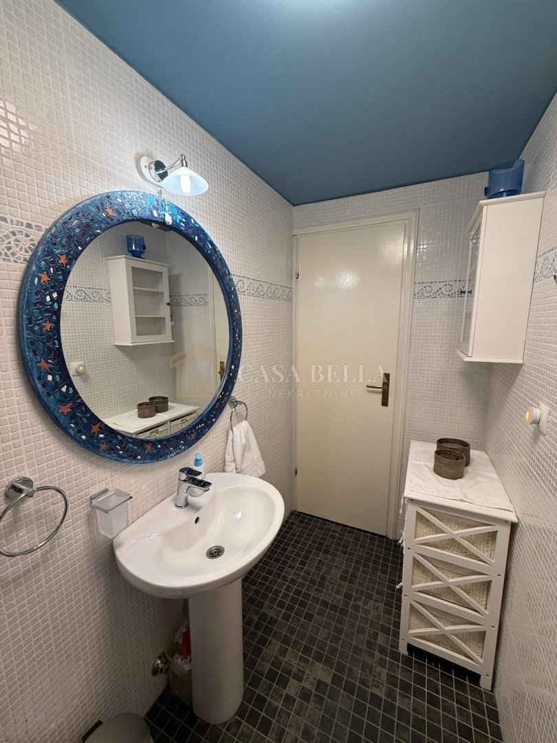 House For sale - Primorsko-goranska Malinska