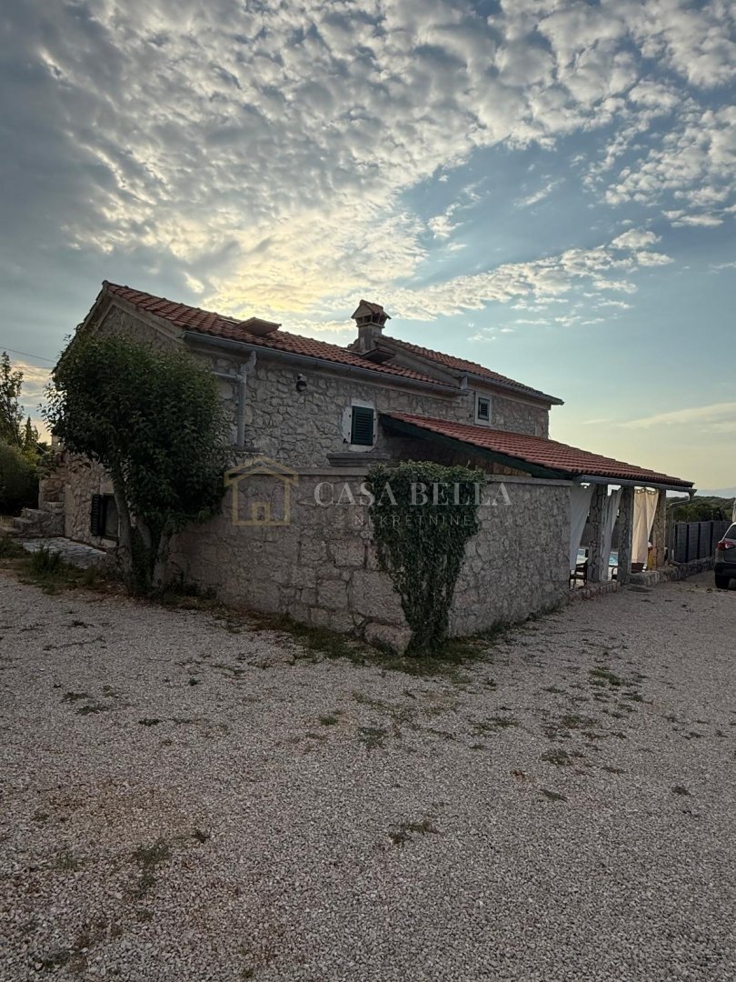 House For sale - Primorsko-goranska Malinska