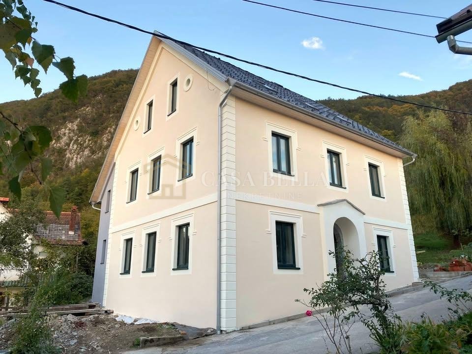 Maison À vendre - Primorsko-goranska Brod Moravice