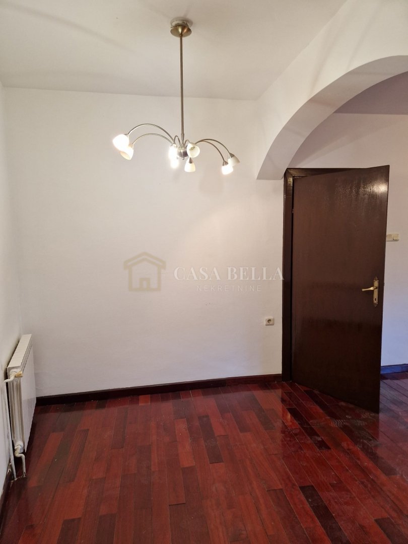 Haus Zu verkaufen - Grad Zagreb Maksimir