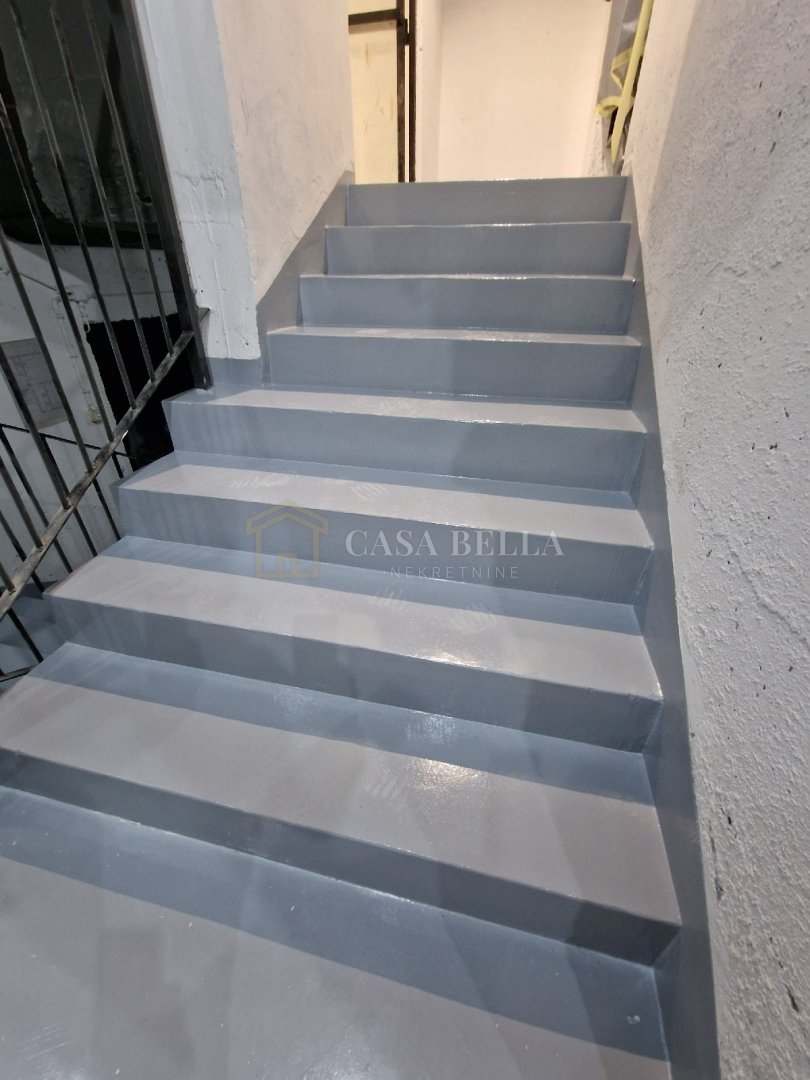 Business premises For rent - Grad Zagreb Voltino