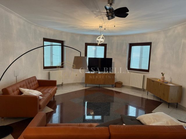 Stan za najam 180 m² – Opatija - Okolica