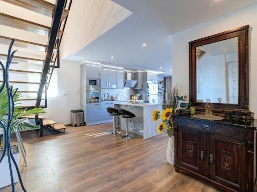 Casa In vendita - Primorsko-goranska Novi Vinodolski