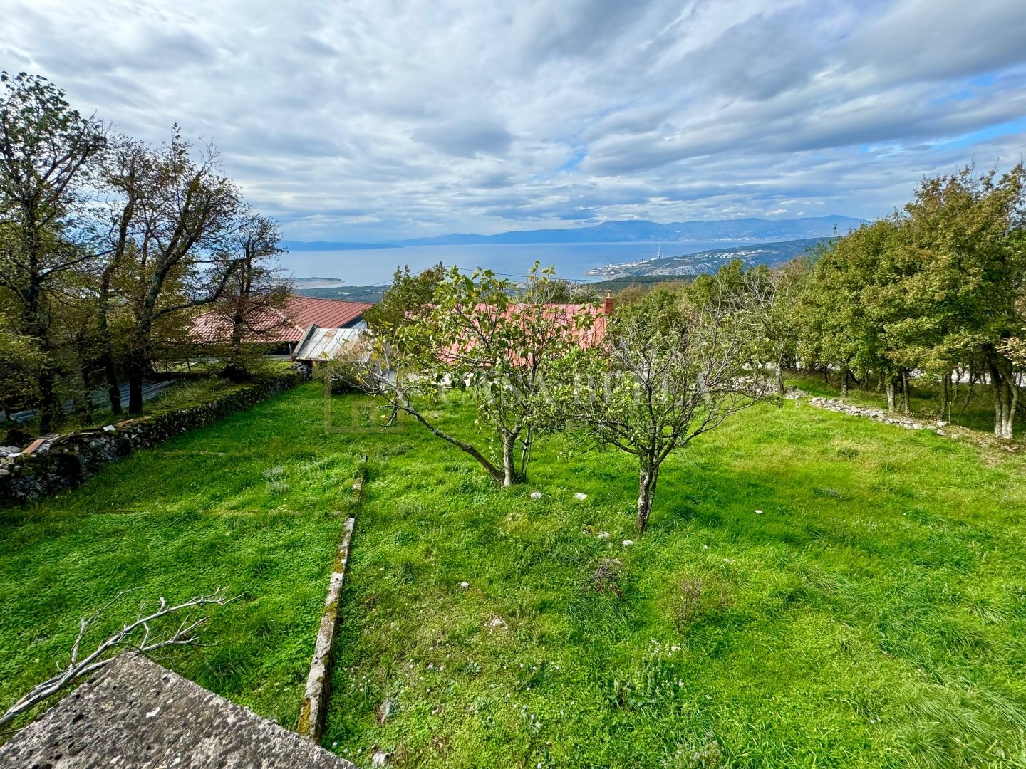 Kuća Na prodaju - Primorsko-goranska Hreljin