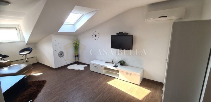 Appartamento In vendita - Primorsko-goranska Novi Vinodolski - foto 2/6