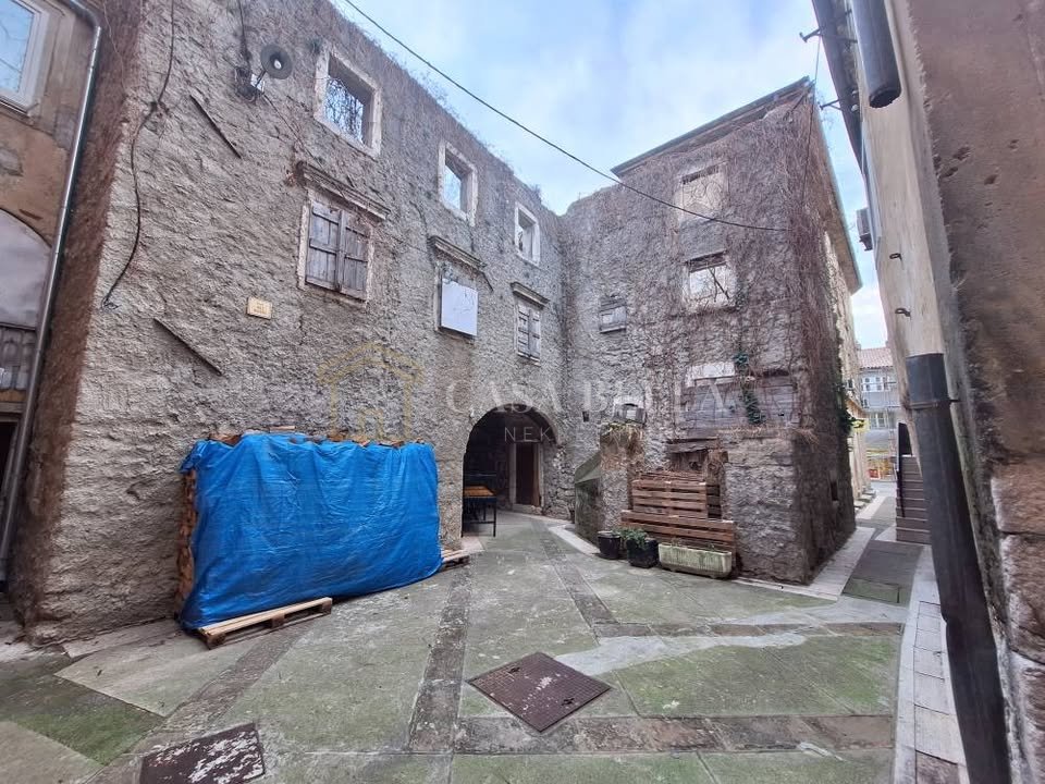 Casa In vendita - Ličko-senjska Senj