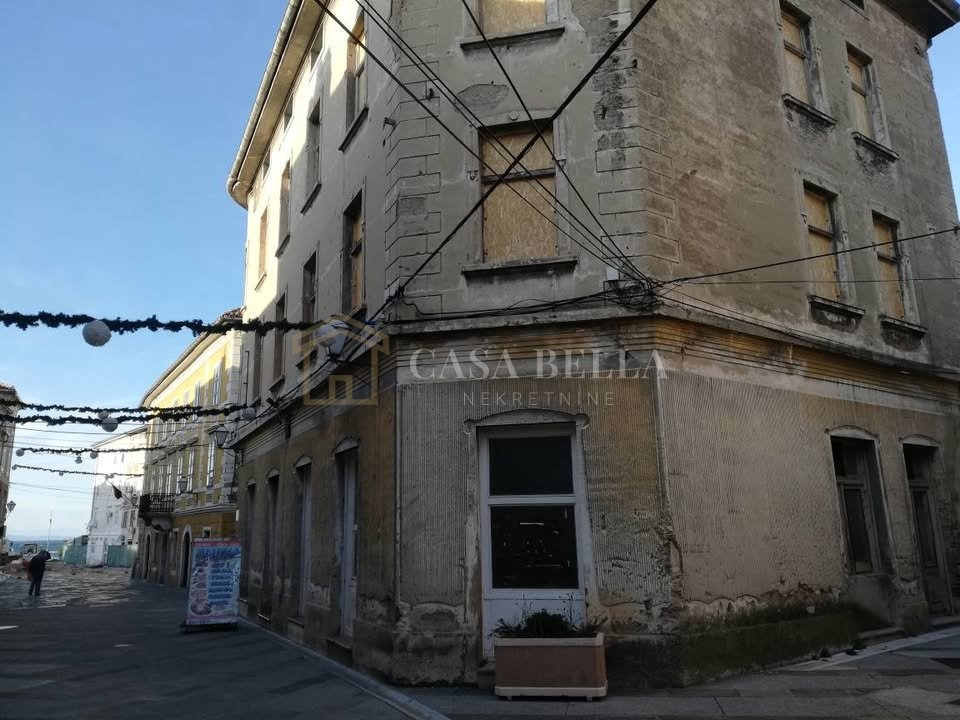 Casa In vendita - Ličko-senjska Senj