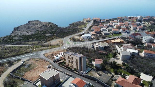 Dom na predaj 450 m² – Novi Vinodolski
