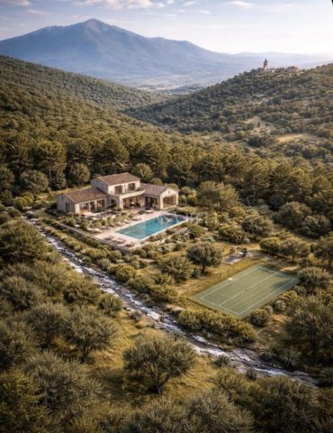 Terrain à vendre 58000 m² – Pićan