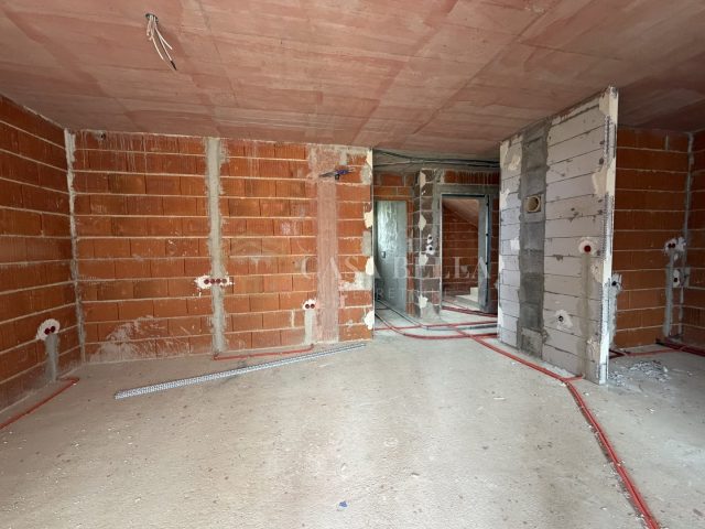 Apartmán na prodej 84 m² – Novi Vinodolski