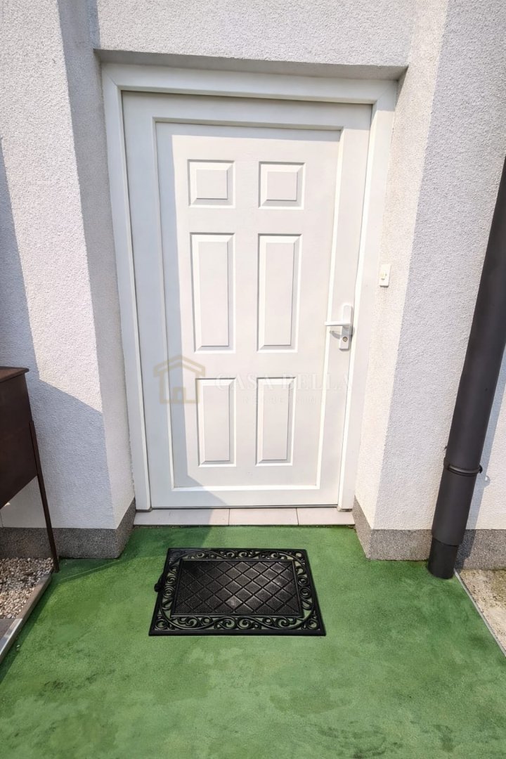 Apartma Naprodaj - Grad Zagreb Kustošija