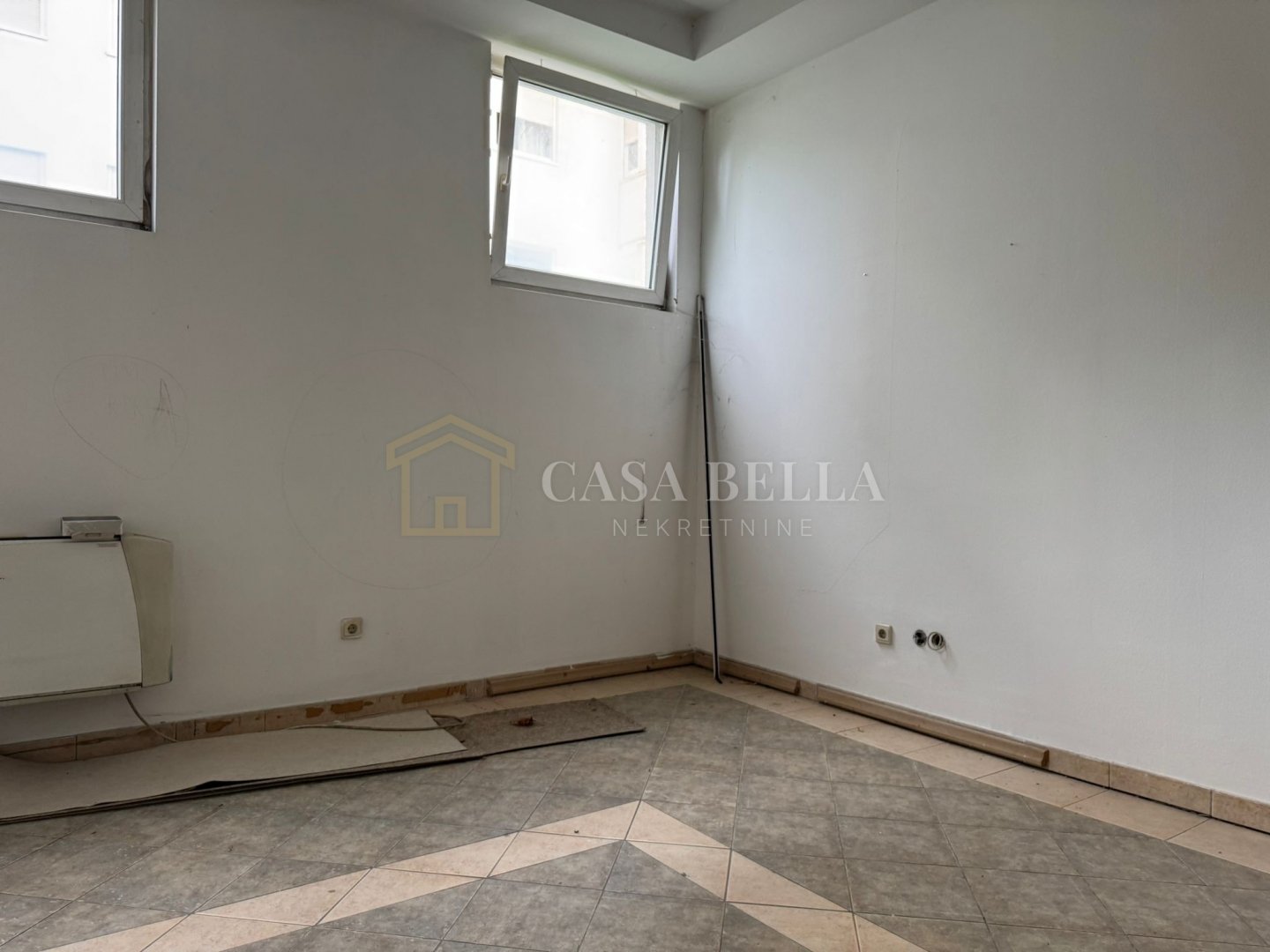 Business premises For sale - Grad Zagreb Sesvete - foto 1/7