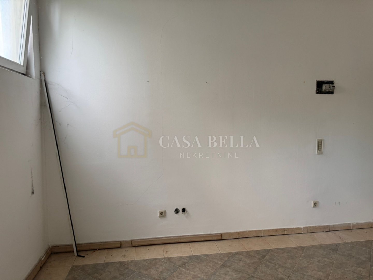 Business premises For sale - Grad Zagreb Sesvete
