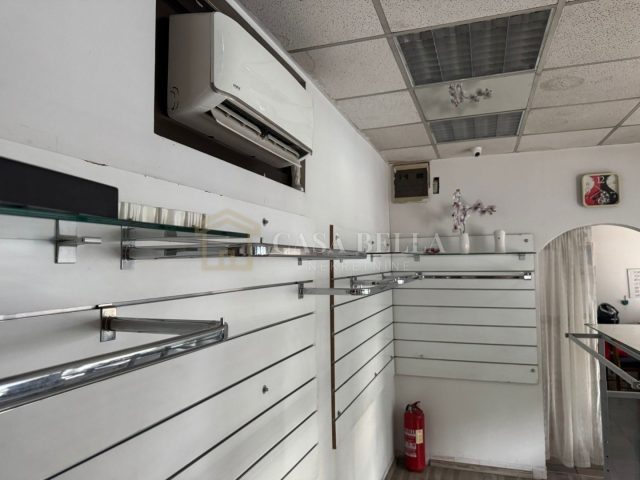 Komerční na prodej 22 m² – Sesvete