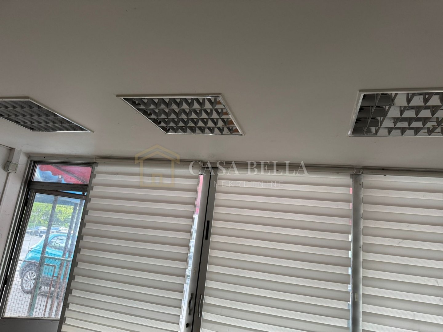Business premises For sale - Grad Zagreb Sesvete