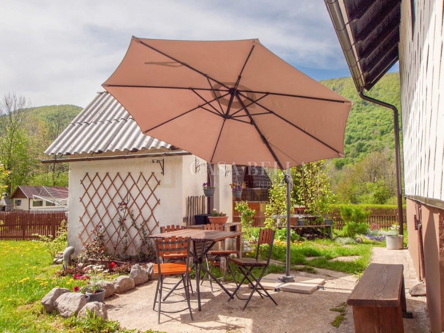 Casa In vendita - Primorsko-goranska Tuk Mrkopaljski